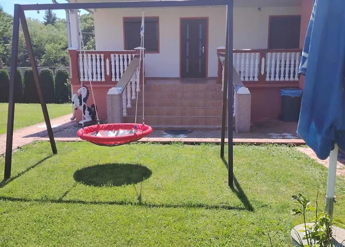 Mali Raj Dom wakacyjny *